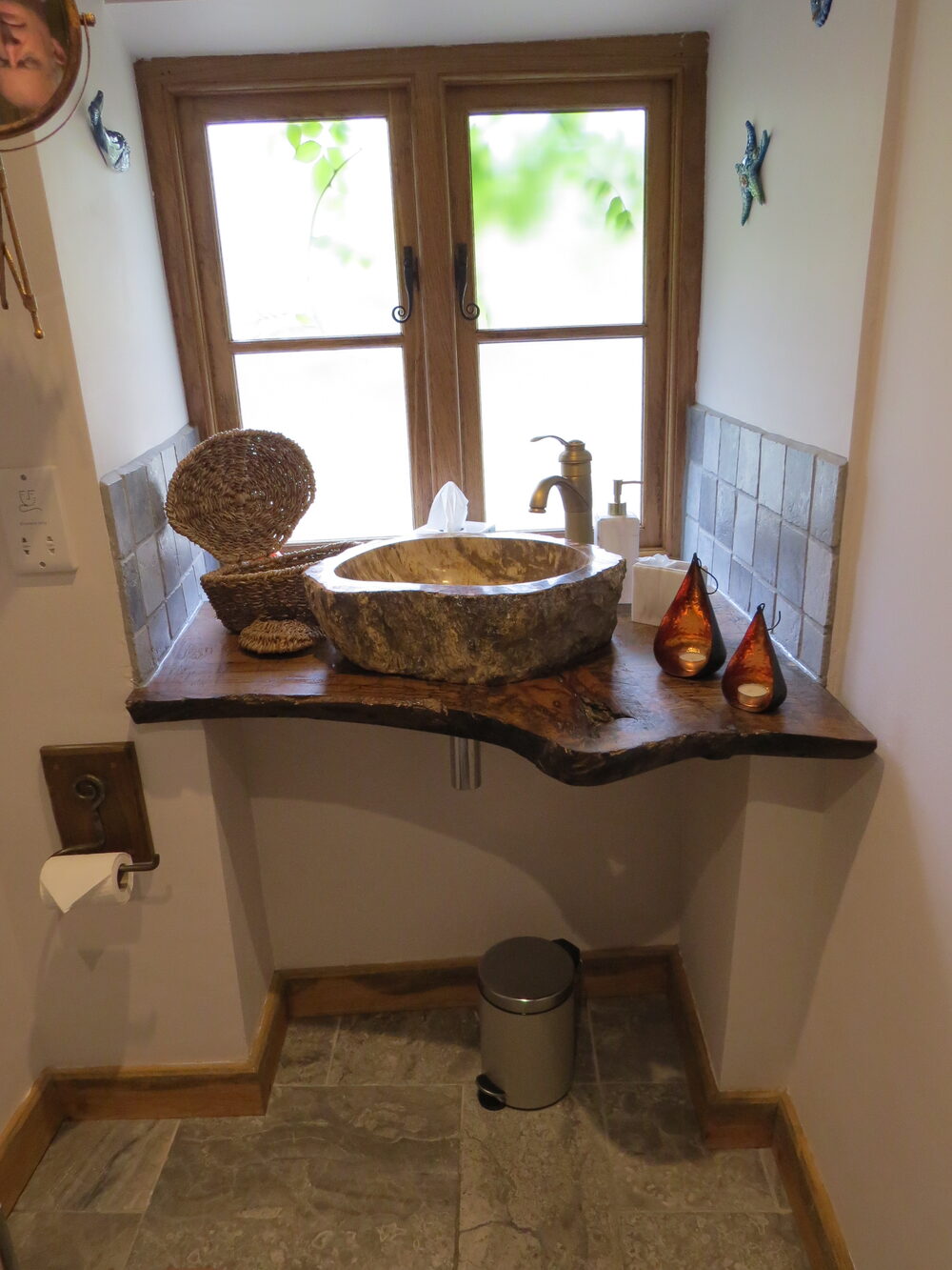 Marble sink by the window
