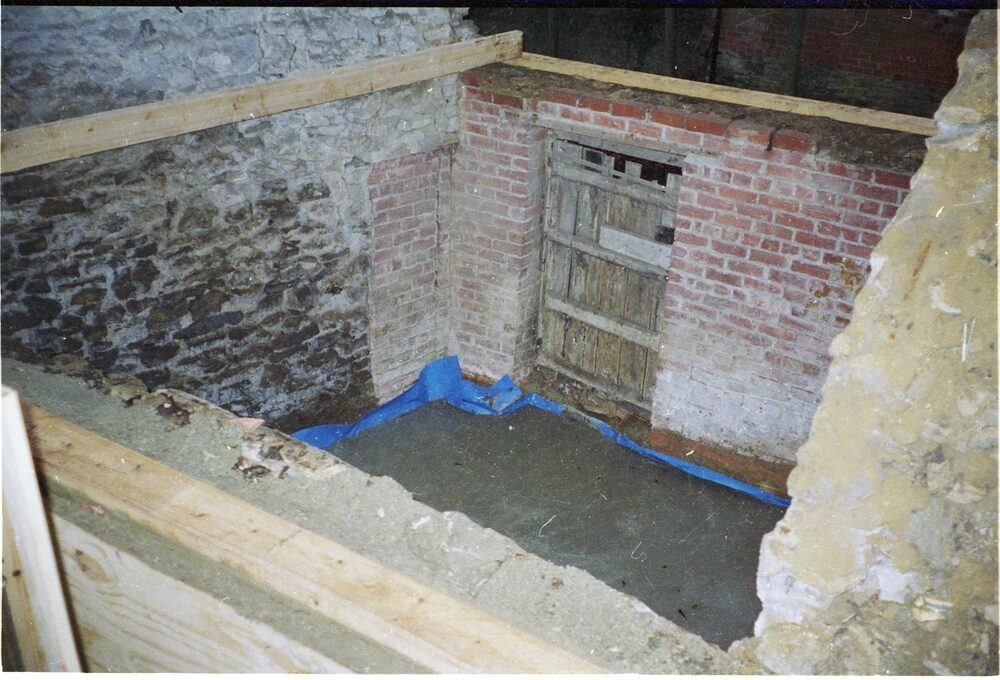 The barn with its new thatched roof during the 1998 conversion